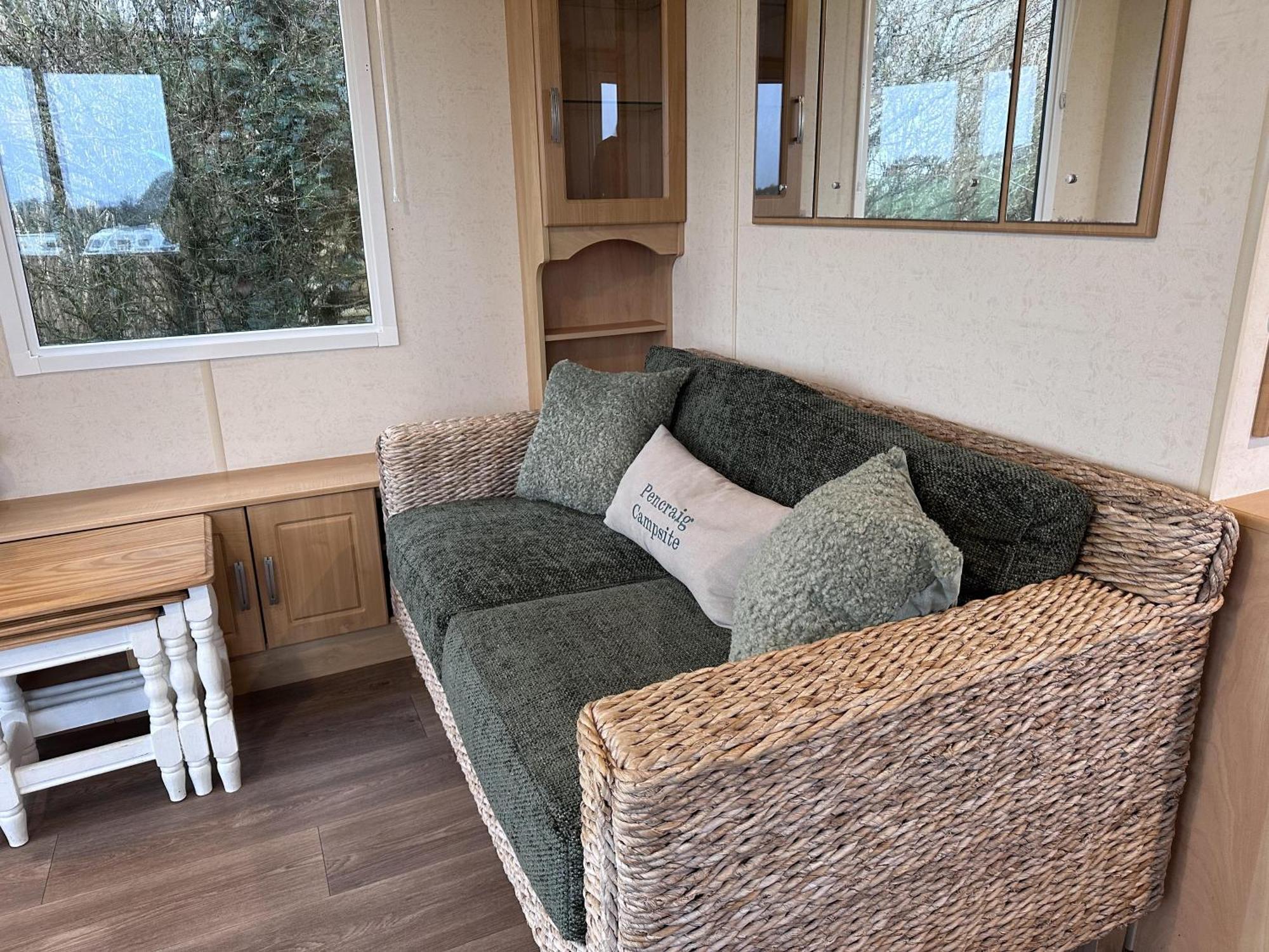 Captivating 2-Bed Static Caravan In Holyhead Llanfachraeth المظهر الخارجي الصورة